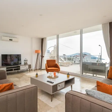 Sleeps 8 With Pool And Air Con Willa Kalkan